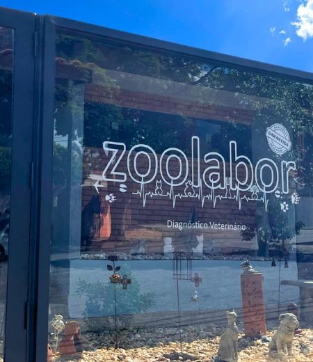 Imagem da fachada do Zoolabor Diagnóstico Veterinário